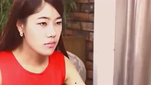 少妇直播喂奶在线视频,少妇哺乳瞬间，引发社会热议