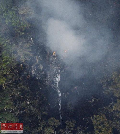 坠机现场直拍在线视频,惊心动魄的瞬间还原